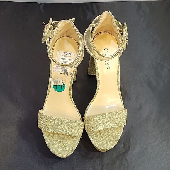 GUESS GOLD SPARKLY BLOCK HEELED ADJUSTABLE BUCKLE ANKLE STRAP OPEN TOE SANDAL - Picture 3 of 13